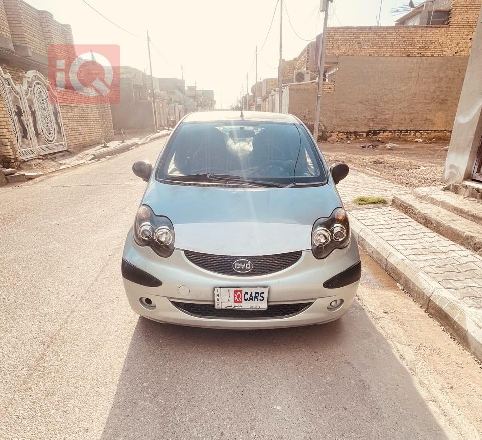 BYD F0